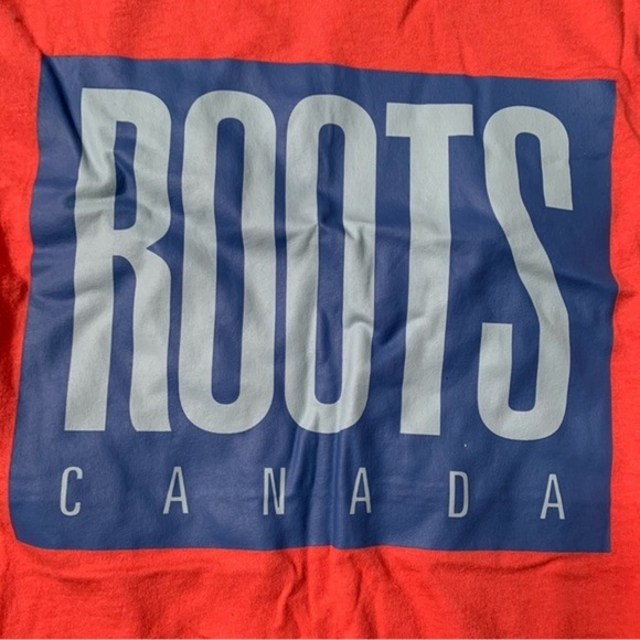 Roots Canada vintage look graphic print tshirt NWOT small - Picture 3 of 7